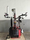 Máy ra vào lốp định tâm trụ đứng, có tay hỗ trợ bên trái và phải, công suất 1.5 kW (1 pha. màu đỏ RAL3002)